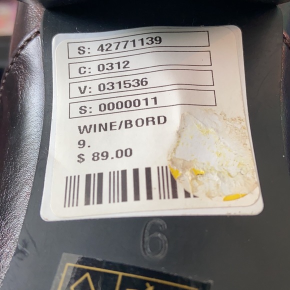 UO Heeled Boots - Picture 7 of 11